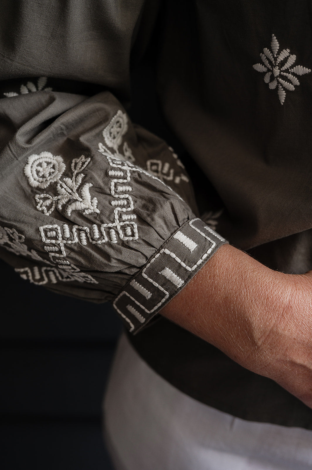 Manan Folk embroidered blouse - grey
