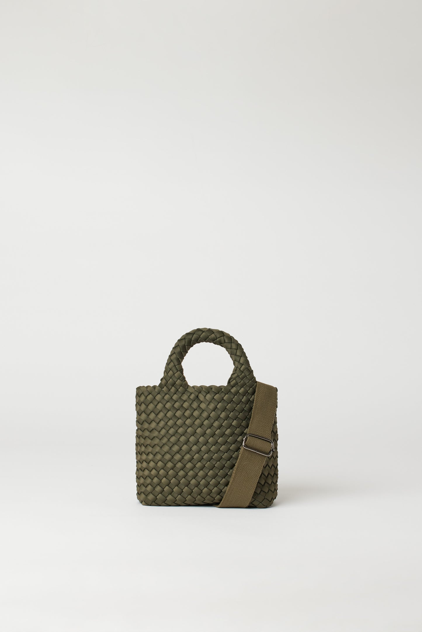 Andreina handwoven Lupe cross body bag in army green.