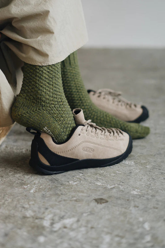 Nishiguchi wool cotton boot socks im moss green.