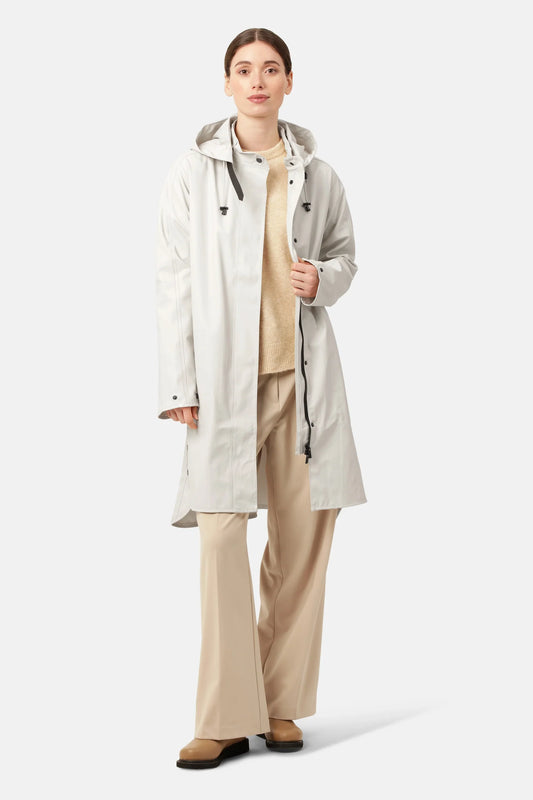 Ilse Jacobsen Rain71 Rain 71 A-line waterproof rain coat with detachable hood. Milk Creme - classic cream.
