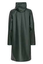 Load image into Gallery viewer, Ilse Jacobsen Rain71 classic A-line raincoat with detachable hood in Beetle deep green.