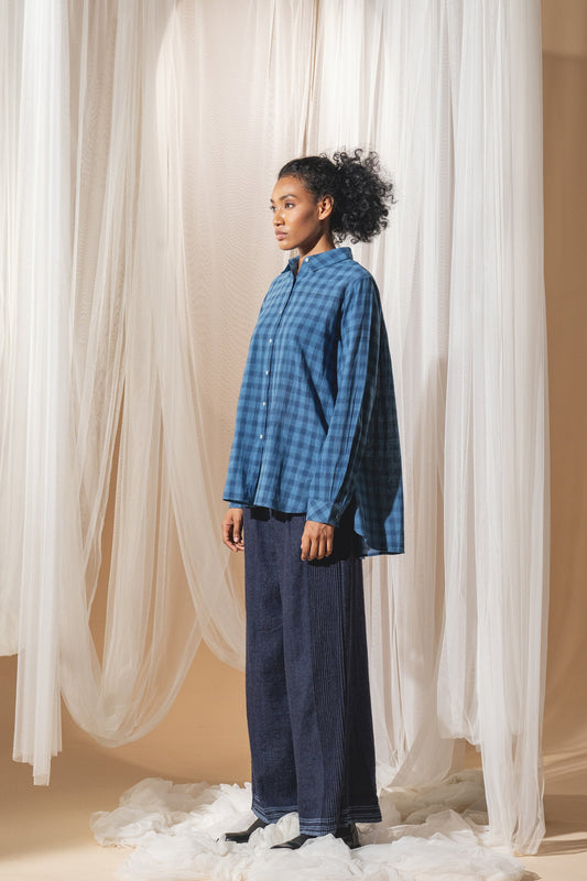 DVE Collection blue check cotton button up Deveshi shirt.