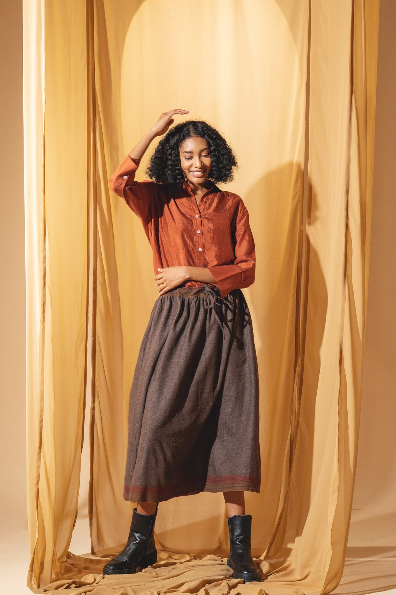 DVE Collection brown melange pure wool Isha skirt.
