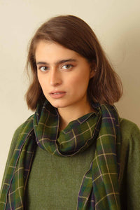DVE Collection fine wool scarf in emerald and forest green plaid.