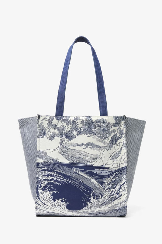 Inoui Editions cotton canvas tote bag with Batlhazar ocean print in navy and white.