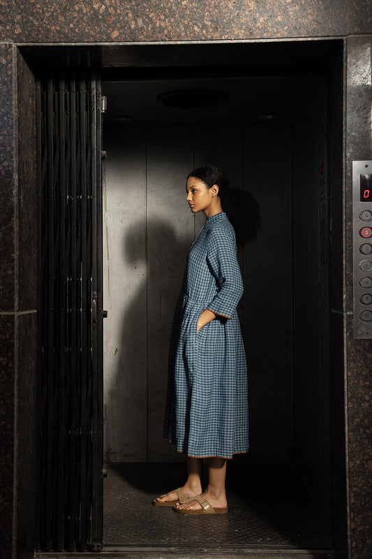 Dve Tara handloom linen check button up shirtdress in blue ashes.