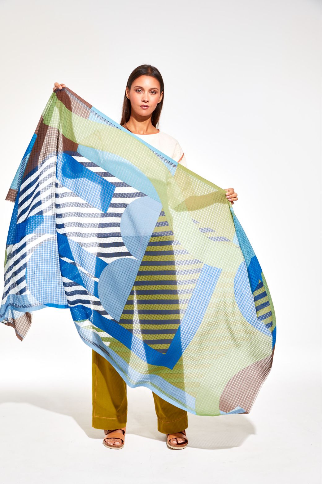 Ma Poesie Carte Postale fine handwoven cotton scarf in blue.