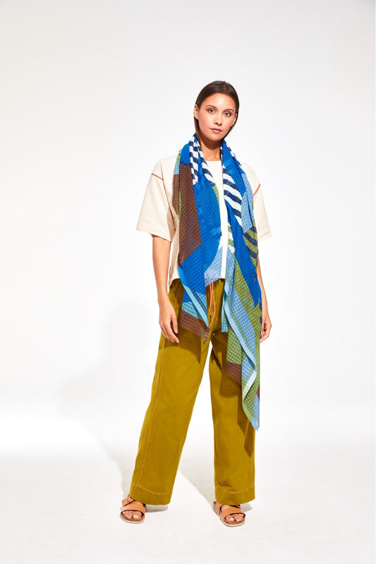 Ma Poesie Carte Postale fine handwoven cotton scarf in blue.