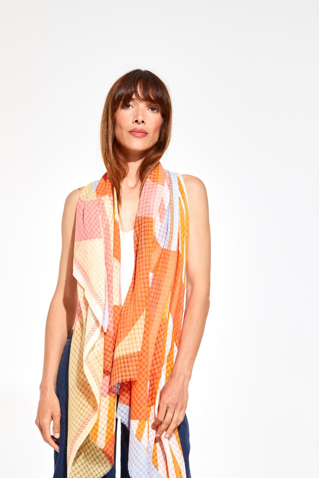 Ma Poesie Carte Postale fine handwoven cotton scarf in passion orange and pink.