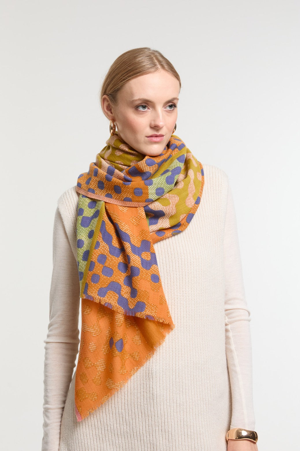 Ma Poesie Variation fine wool scarf in copper.