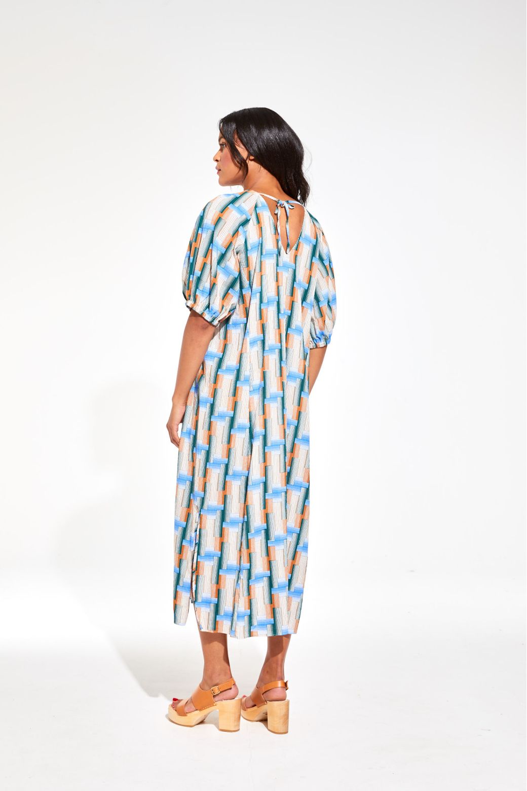 Ma Poesie alba dress in Echo print blue, v neck with short puffed sleeves.