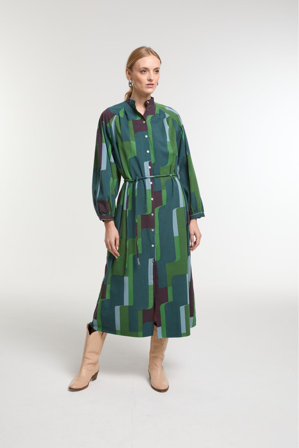 Ma Poesie cotton poplin Eulalie dress Petra print in green.
