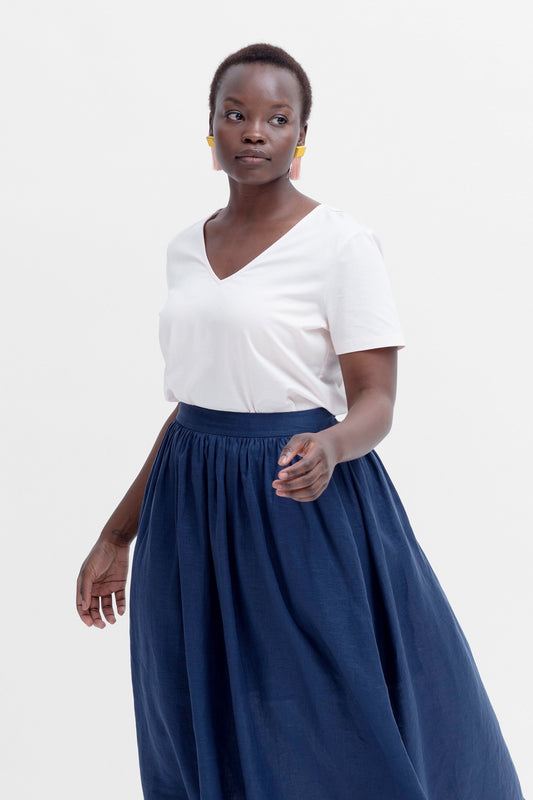 Elk the Label Elva v-neck t-shirt, organic cotton in blush pink.