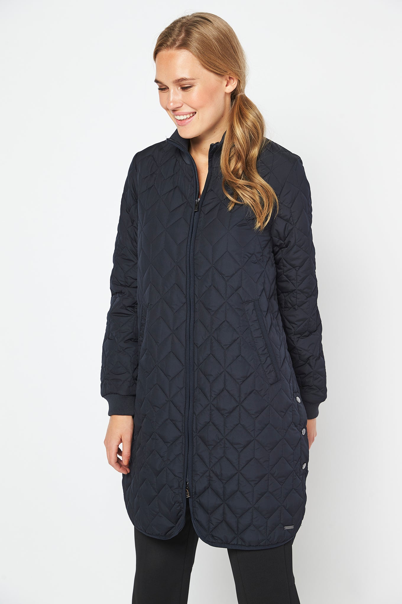 Ilse Jacobsen ART06 long quilted coat in dark indigo navy.