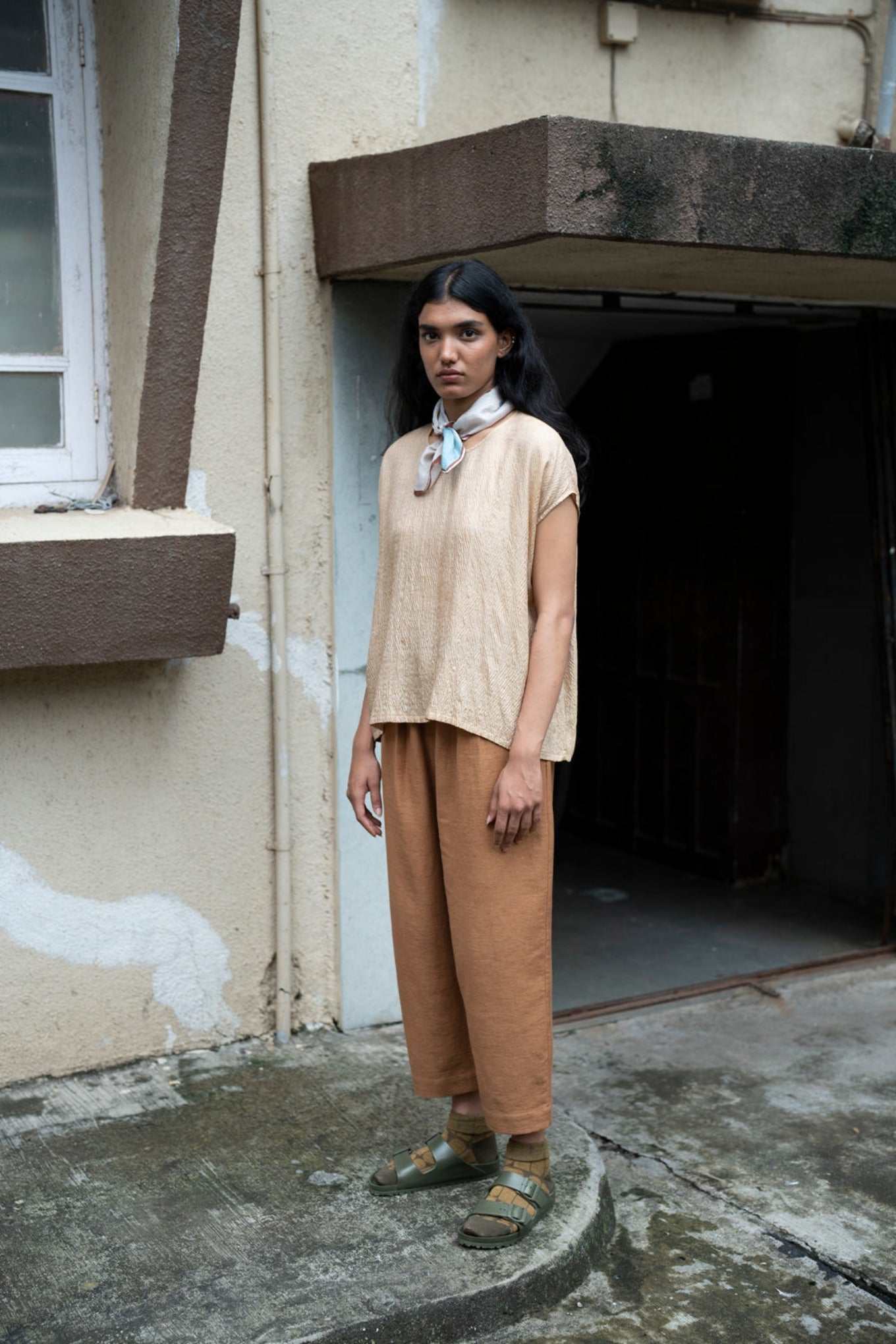 Runaway Bicycle Paul pant in handloom cotton in rust.