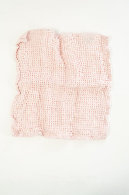 Waffle weave pure linen wash cloth face cloth. In rosa pale pink.