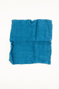 Waffle weave pure linen wash cloth face cloth. In teal blue.