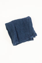 Load image into Gallery viewer, Waffle weave pure linen wash cloth face cloth. In navy blue.