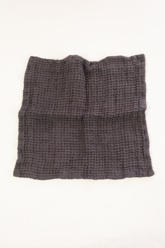 Waffle weave pure linen wash cloth face cloth. In charcoal grey.
