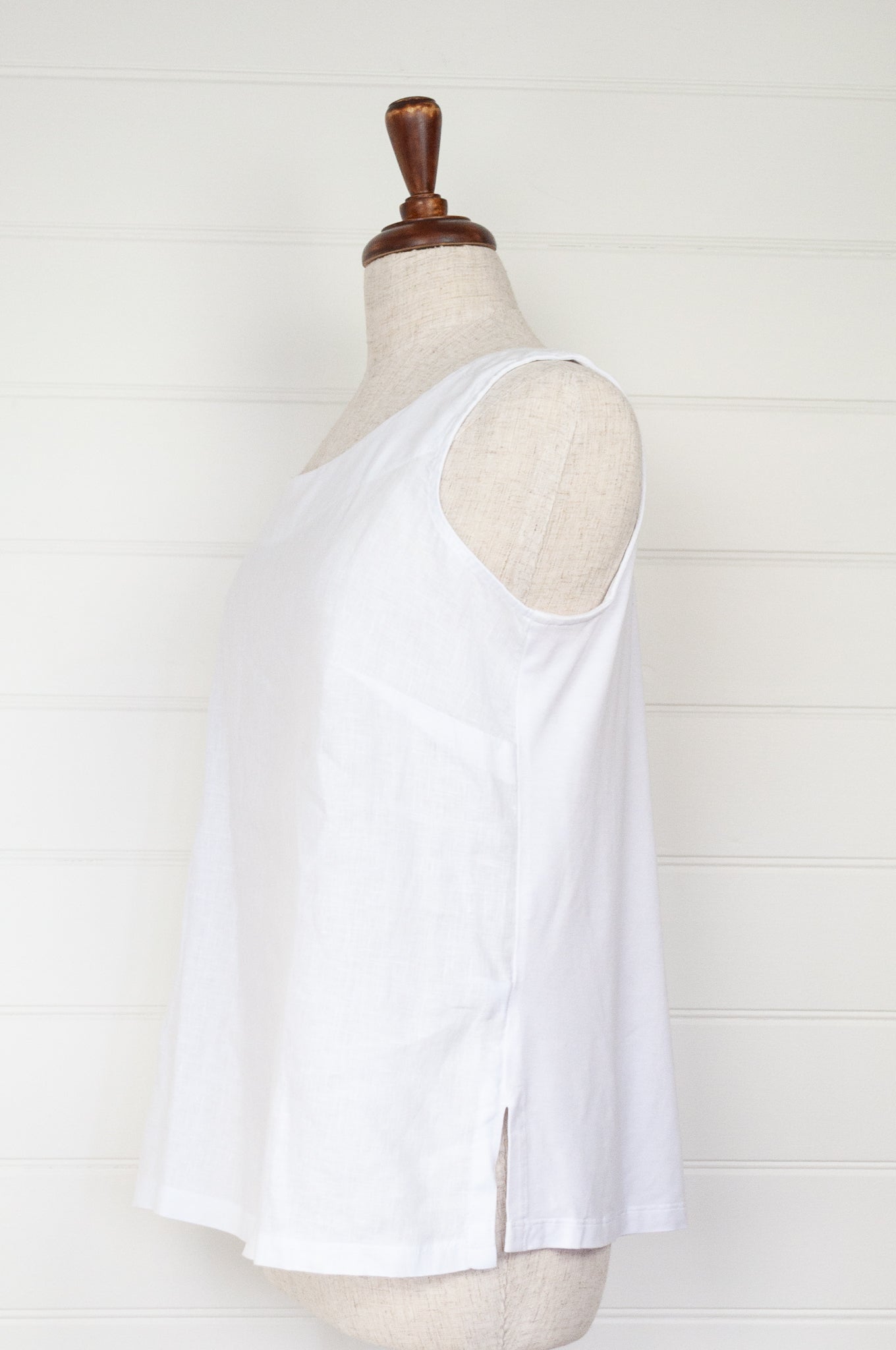 Valia Eva singlet in white linen front and cotton knit back.