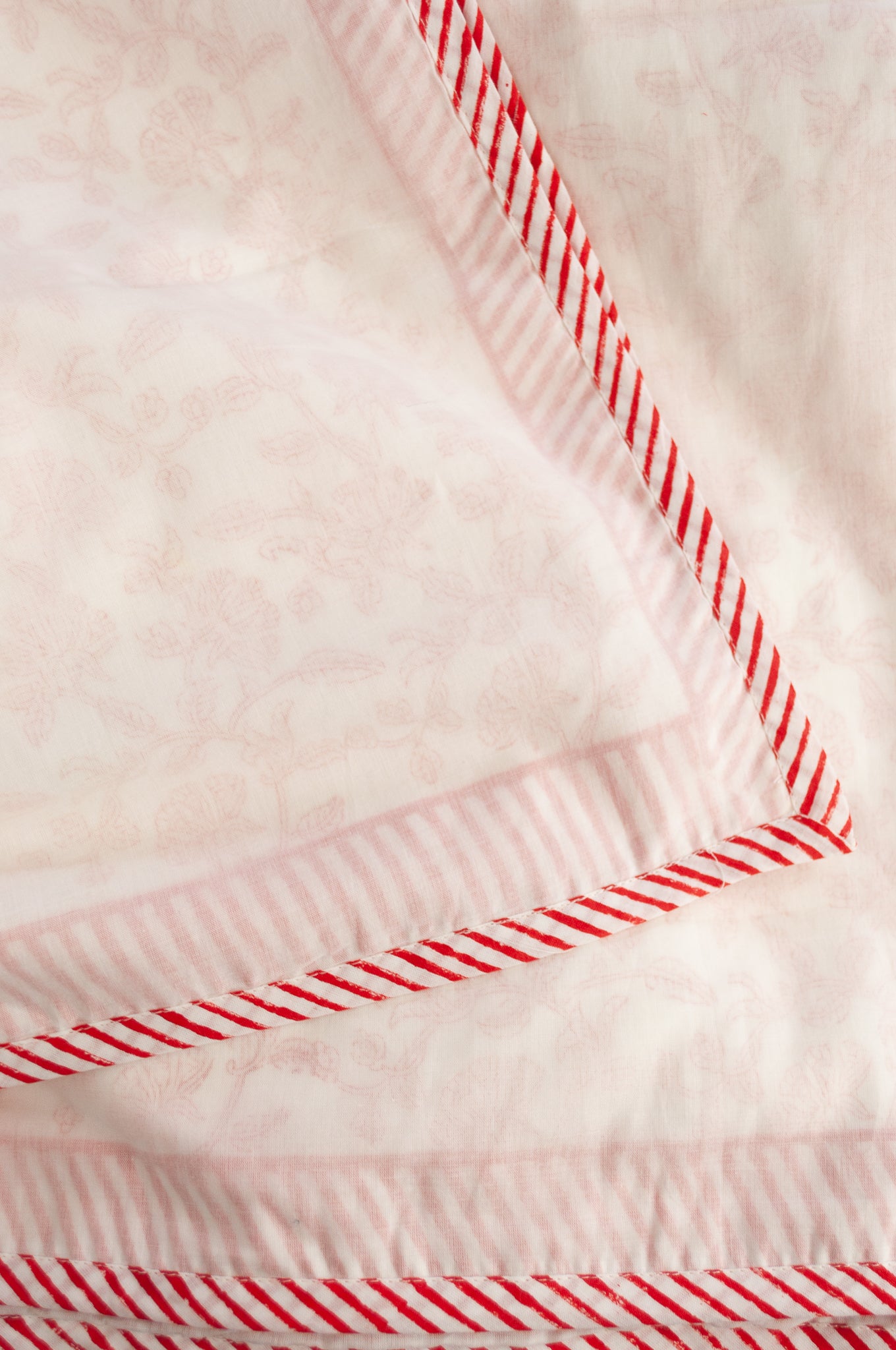 Crimson and white floral block print blockprint dohar lightweight muslin bedcover.