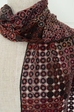 Load image into Gallery viewer, Sophie Digard crochet scarf Pigment in reds, pinks and browns.