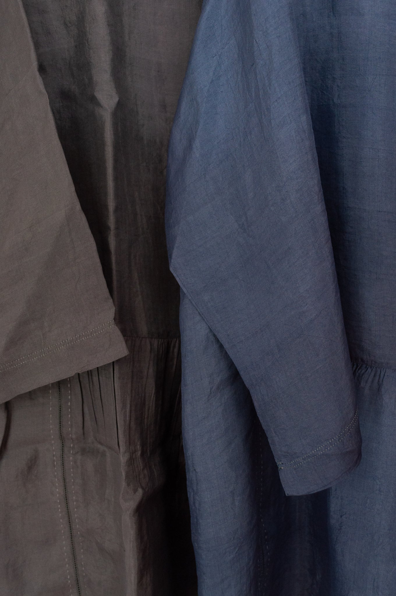 DVE Collection Padma top showing charcoal grey and blue grey colours.