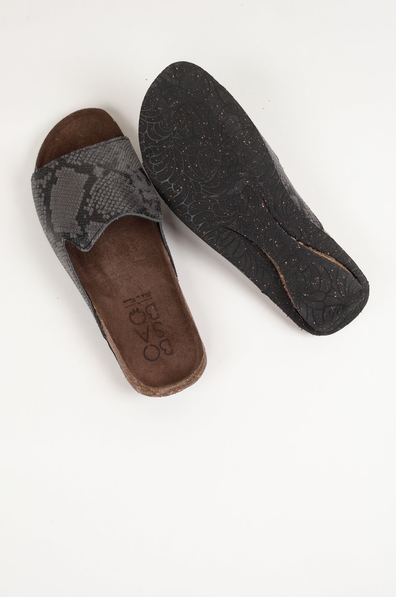 Bosabo handmade in France cork soled mule sandal with snakeskin Python leather upper in grey anthracite.