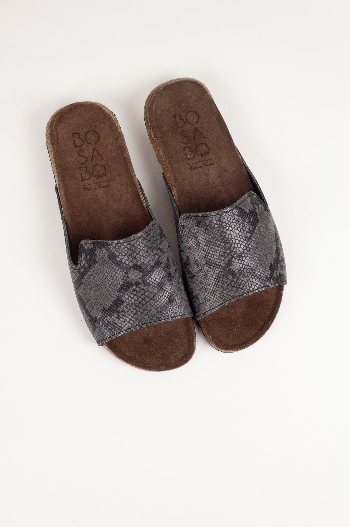 Bosabo handmade in France cork soled mule sandal with snakeskin Python leather upper in grey anthracite.