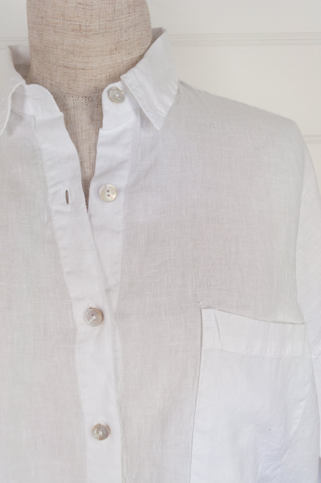 Haris Cotton made in Greece pure linen white button up long sleeve shirt.