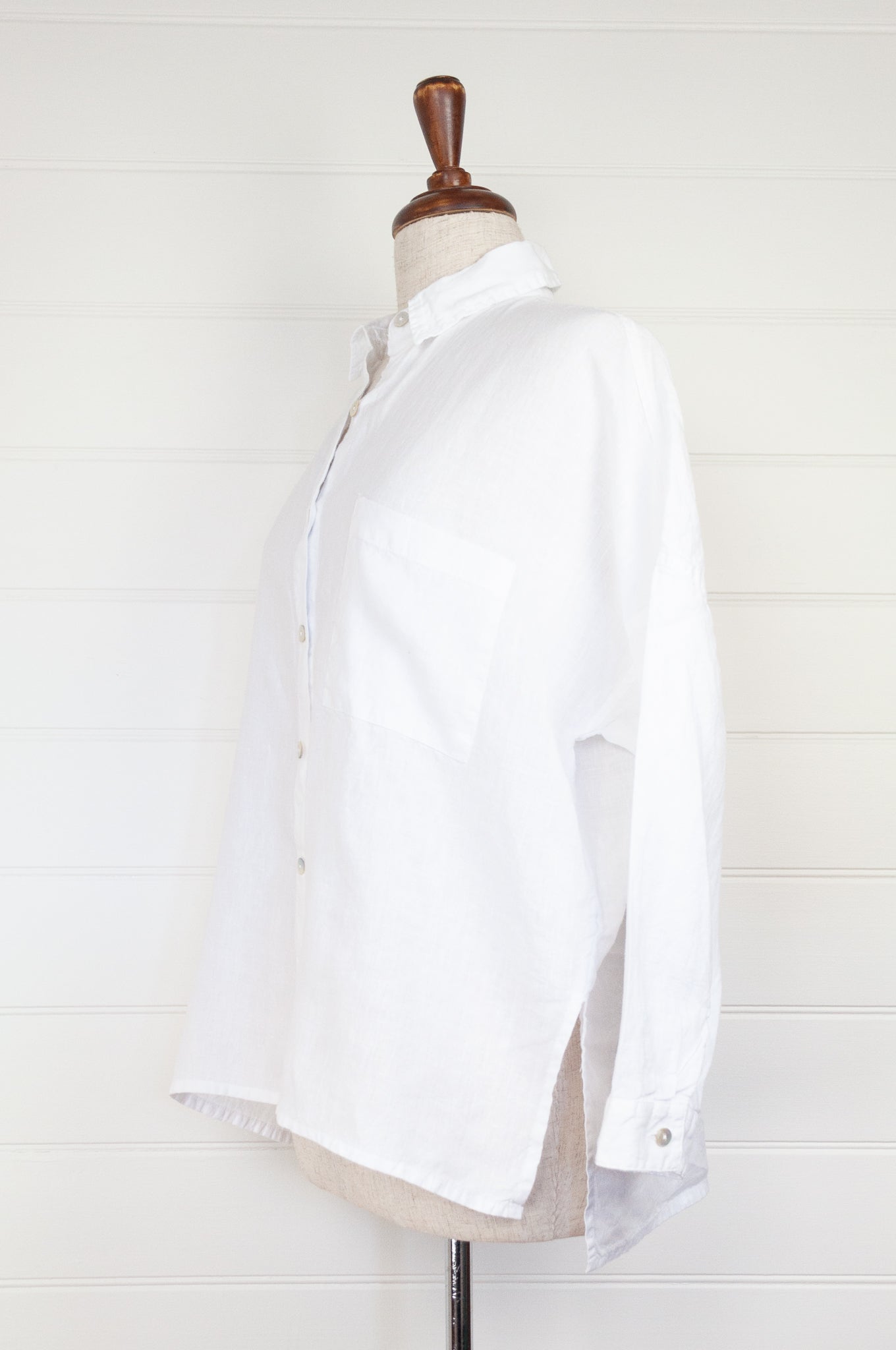 Haris Cotton made in Greece pure linen white button up long sleeve shirt.