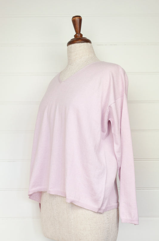 One size V-neck slouchy cashmere cotton summer sweater in blush pink.