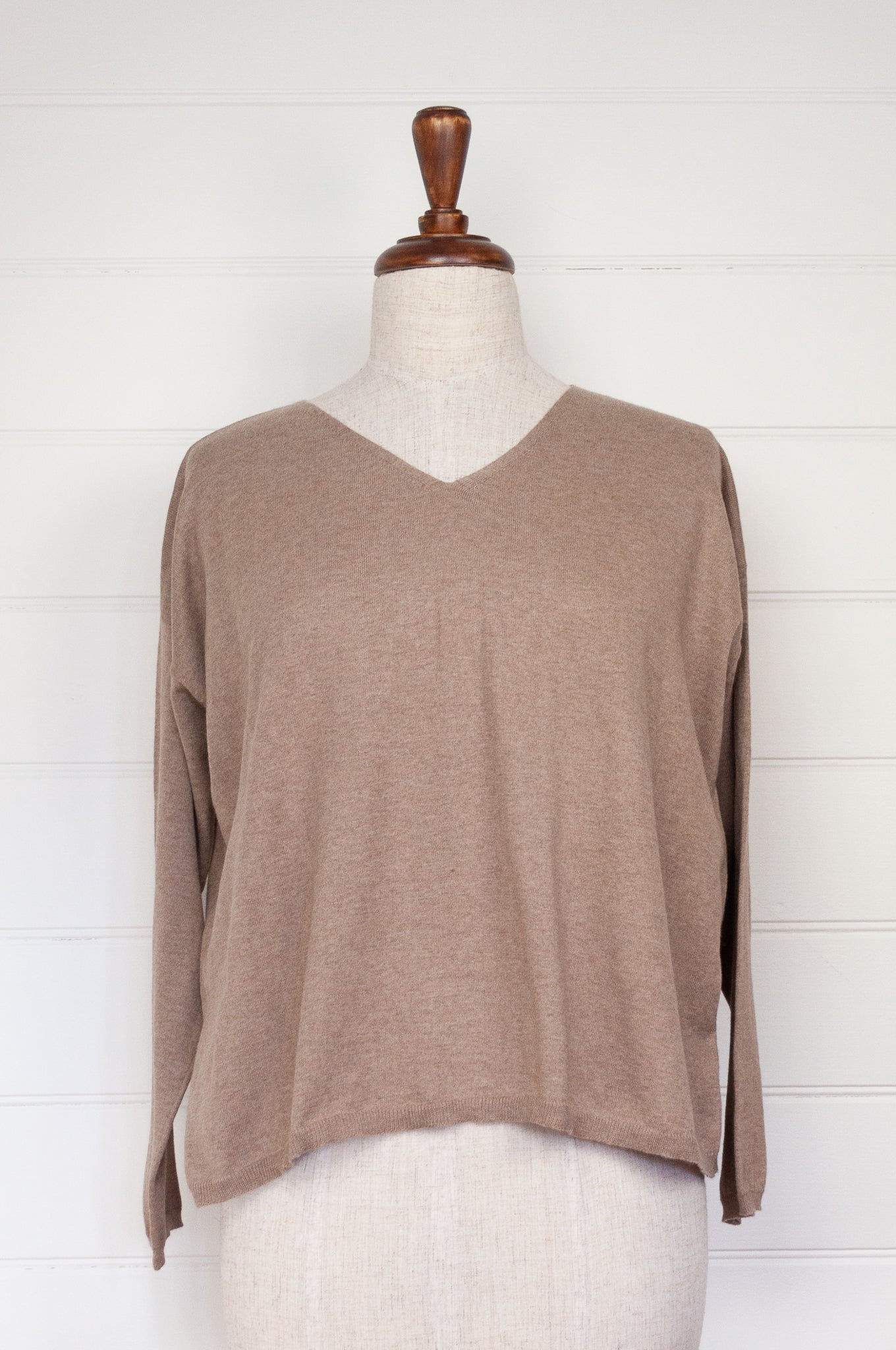 One size V-neck slouchy cashmere cotton summer sweater in soft nutmeg brown.