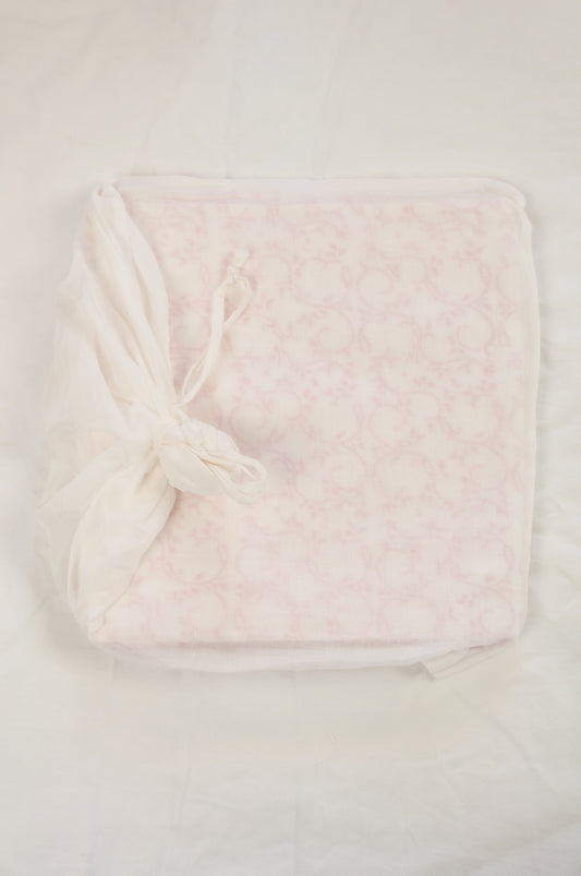 Baby Dohar - Rose vine (bassinet size)