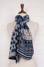 Load image into Gallery viewer, Létol organic cotton jacquard weave scarf, made in France. Coline, playful spots in shades of denim blue.