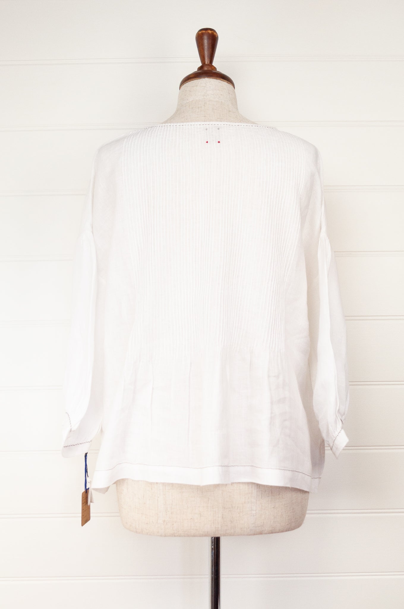 Dve Collection crimson white linen Anisha top, one size, pintucked bodice, three quarter gathered sleeves, hand stitched details.