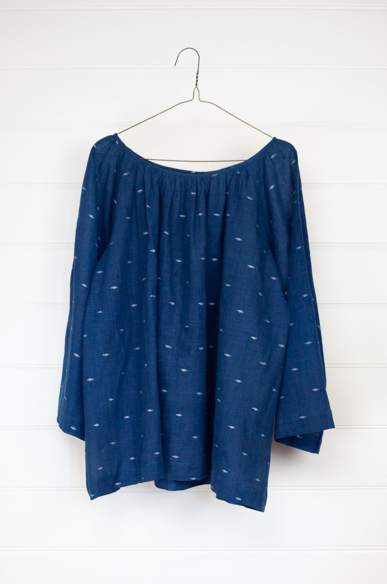 Juniper Hearth Yuka top, Japanese style smock top in handloom handwoven indigo dyed jamdani cotton, gathered neck, long sleeve, loose fitting one size smock.