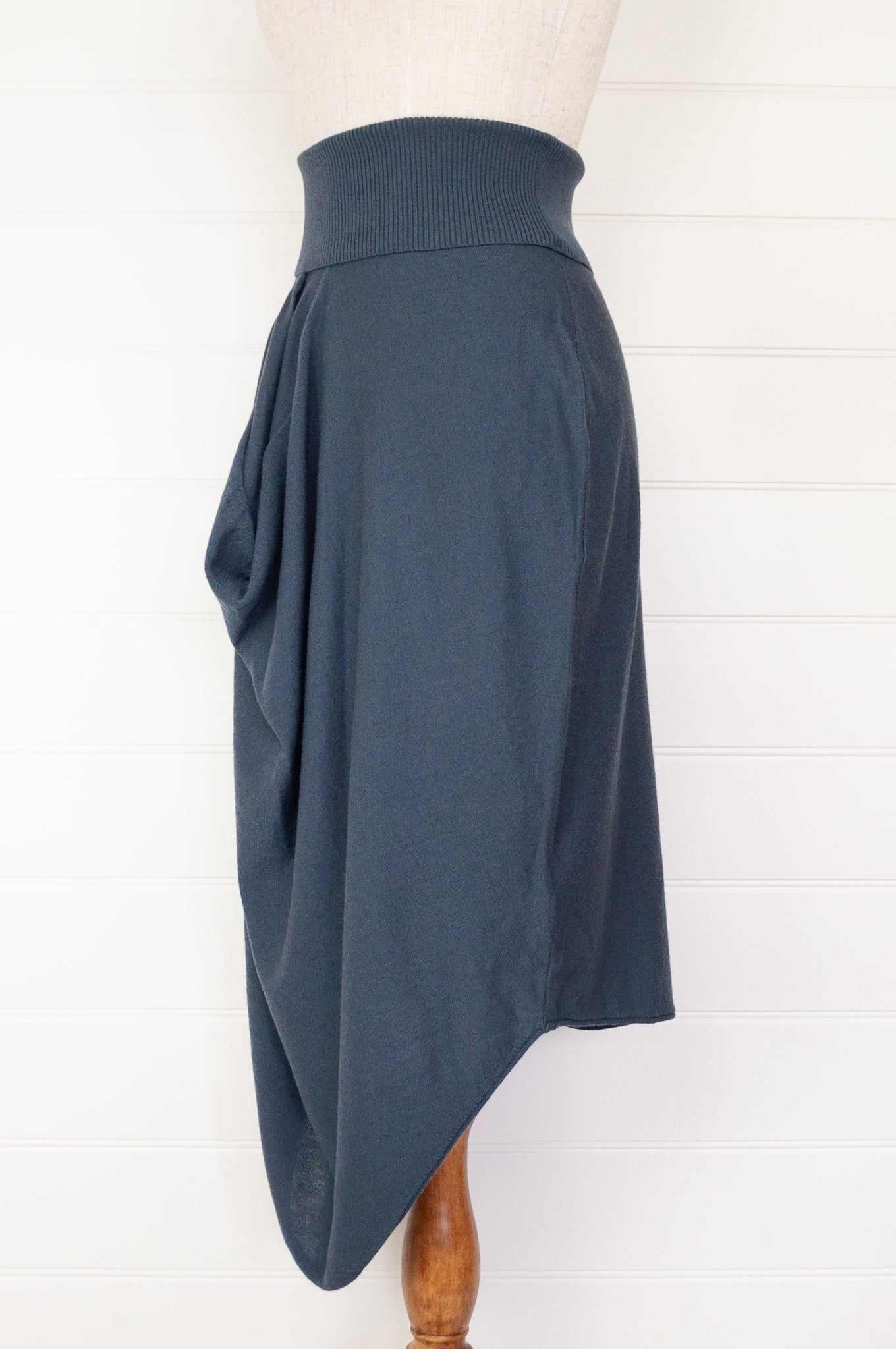 Banana Blue merino skirt - steel
