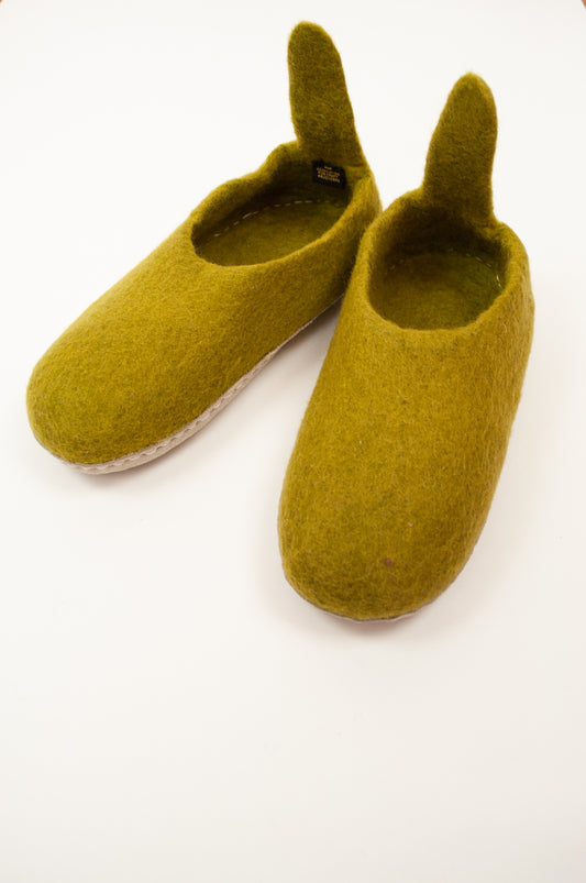 Olive green wool felt slippers, pull on style with tab, fair trade and ethically made in Nepal.
