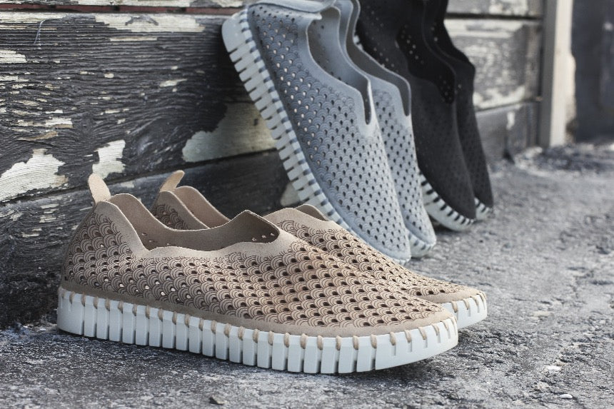 Ilse Jacobsen Tulip shoes in Latte - comfortable, microfibre and natural rubber, washable shoes.