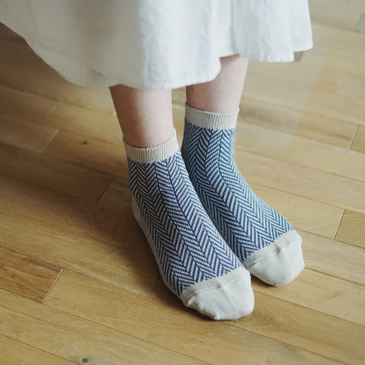 Memeri made in Japan blue and white herringbone pattern cotton socks.