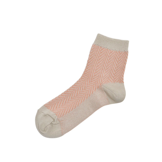 Memeri made in Japan coral pink and white herringbone pattern cotton socks.
