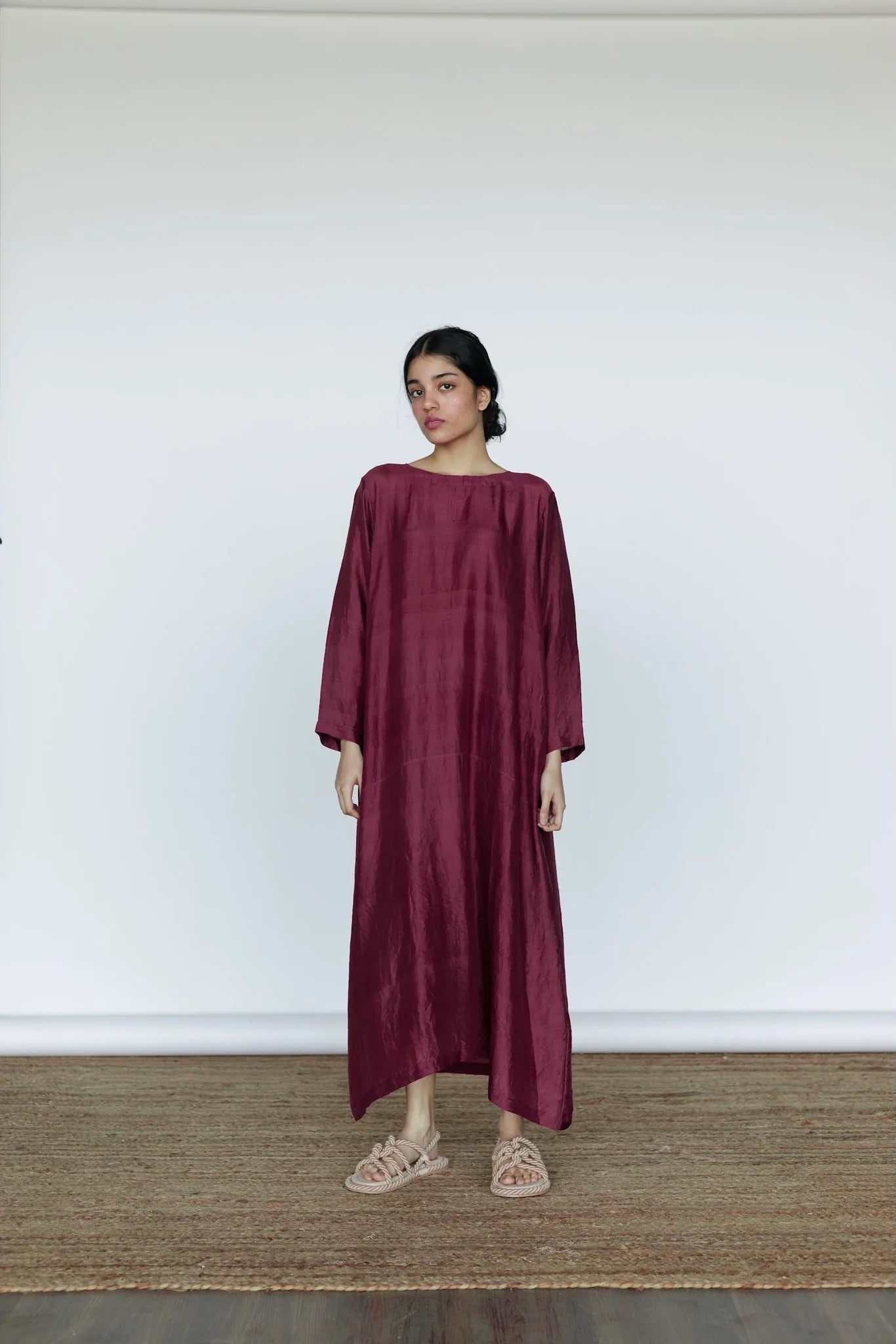 Mason and Mill mulberry silk Ruby dress, loose fitting a-line long sleeves with belt.