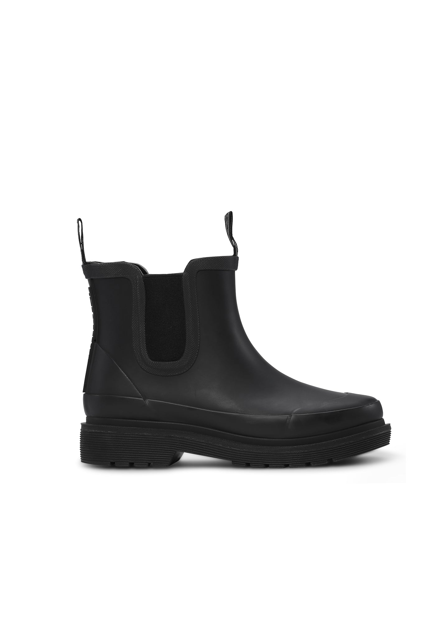 Ilse Jacobsen RUB3 rubber Chelseas rain boots in black.