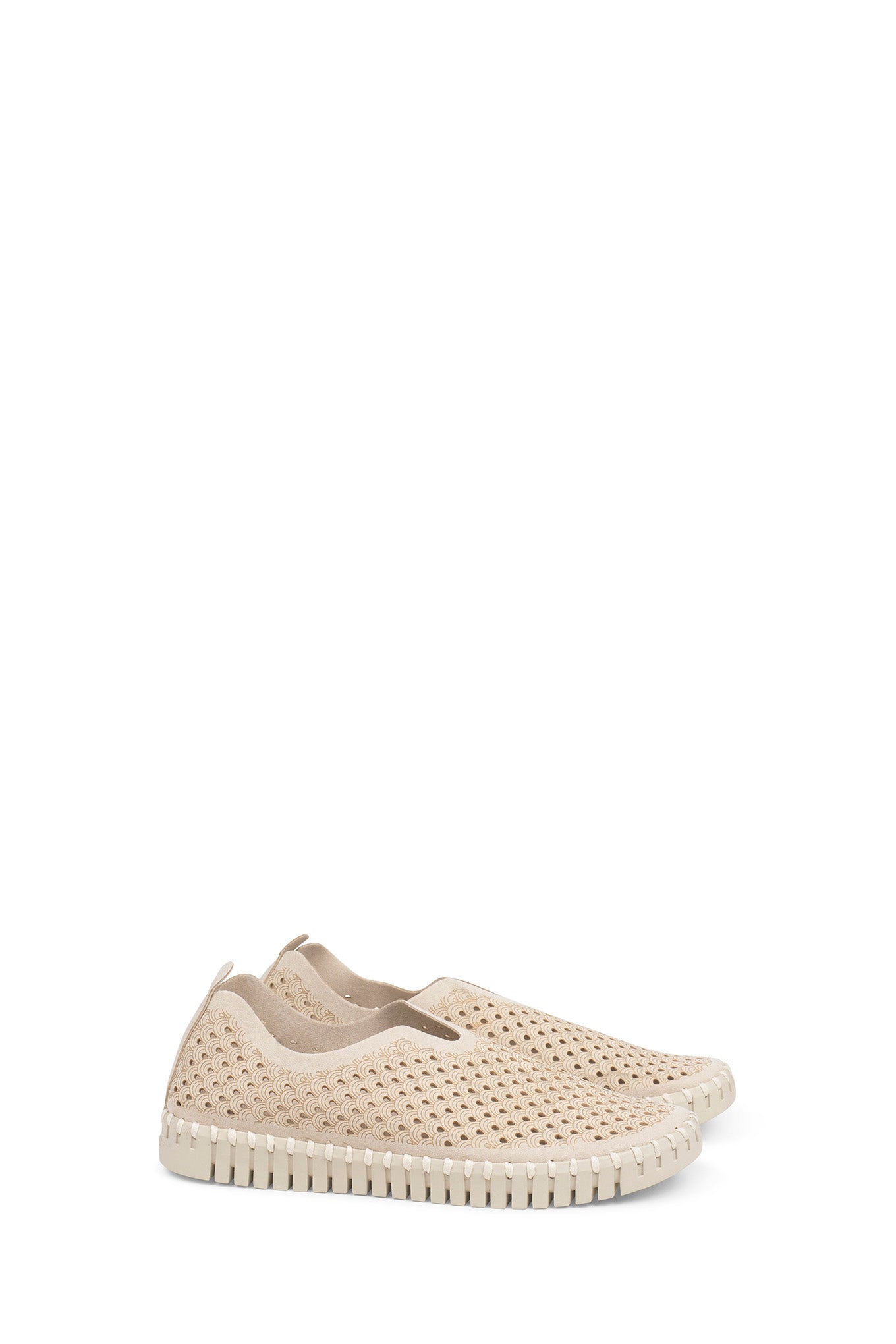 Ilse Jacobsen Tulip shoes, slip on comfotable receycled microfibre with natural latex sole, washable. In Kit, off white ecru.