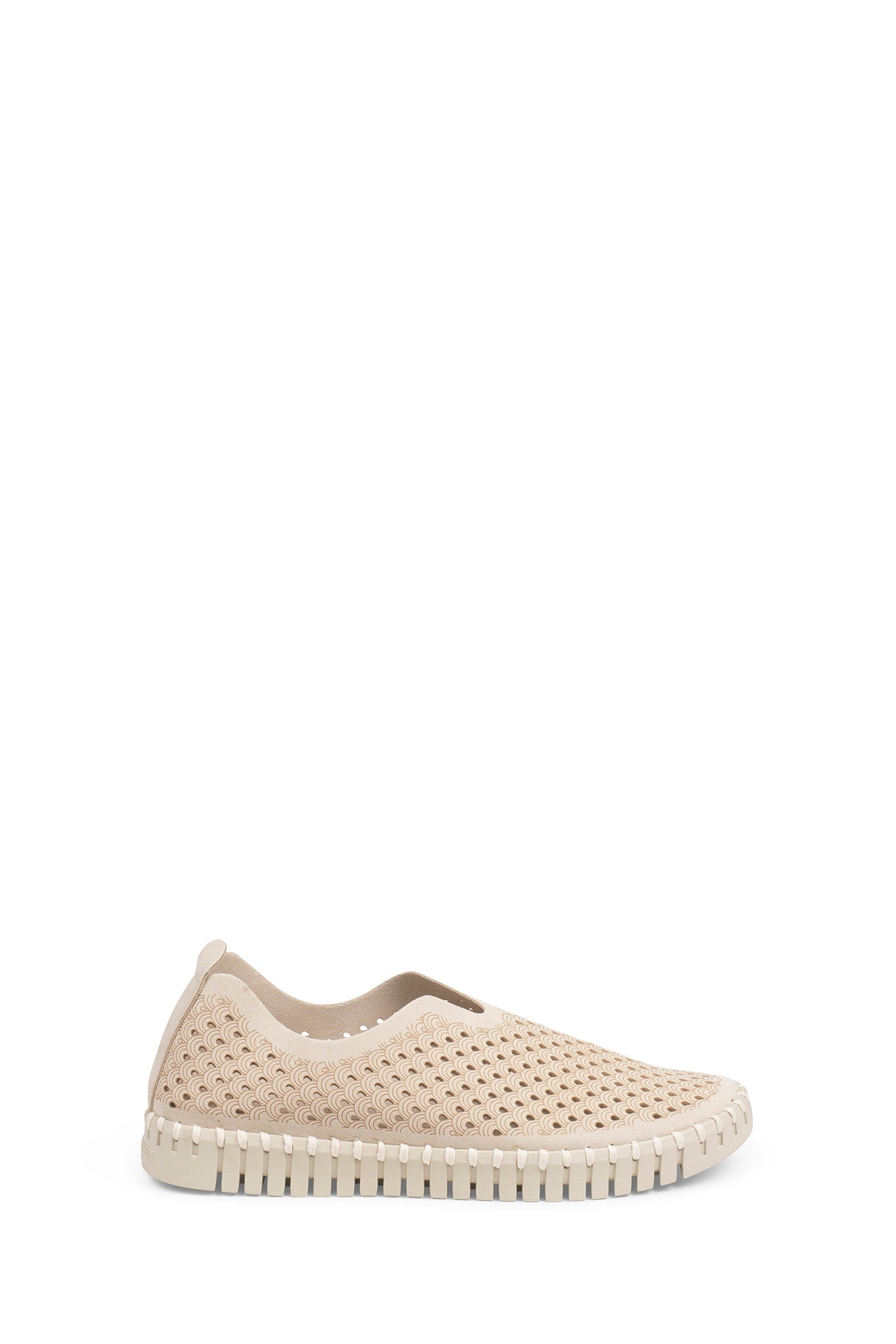 Ilse Jacobsen Tulip shoes, slip on comfotable receycled microfibre with natural latex sole, washable. In Kit, off white ecru.