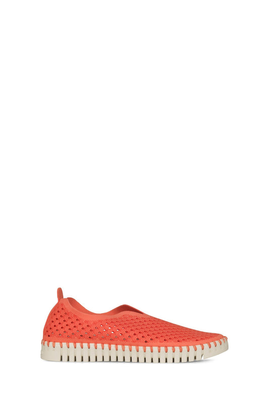 Ilse Jacobsen Tulip shoes in Raspberry bright pink orange.