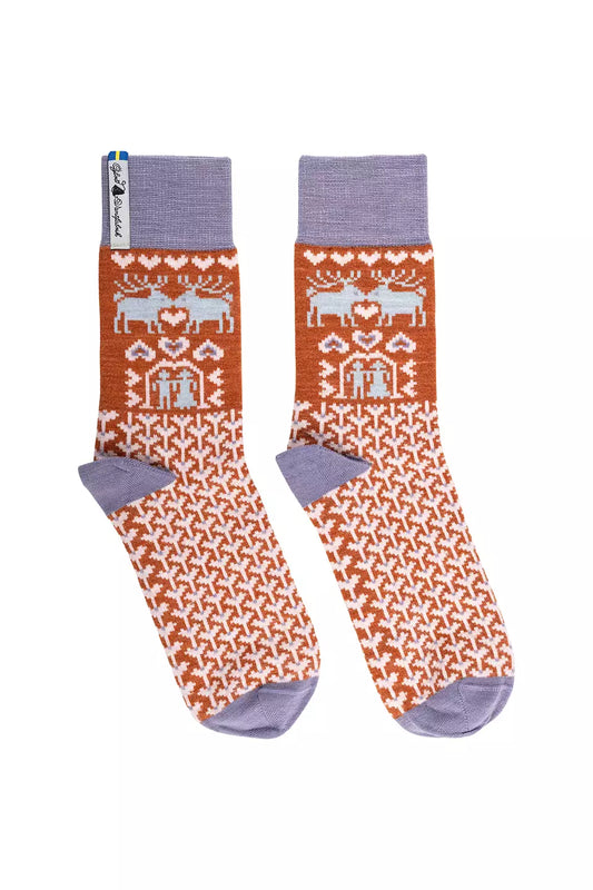 Ojbro Vantfabrik made in Sweden merino wool sooks in Fasfolk couples design in brick red and lilac.