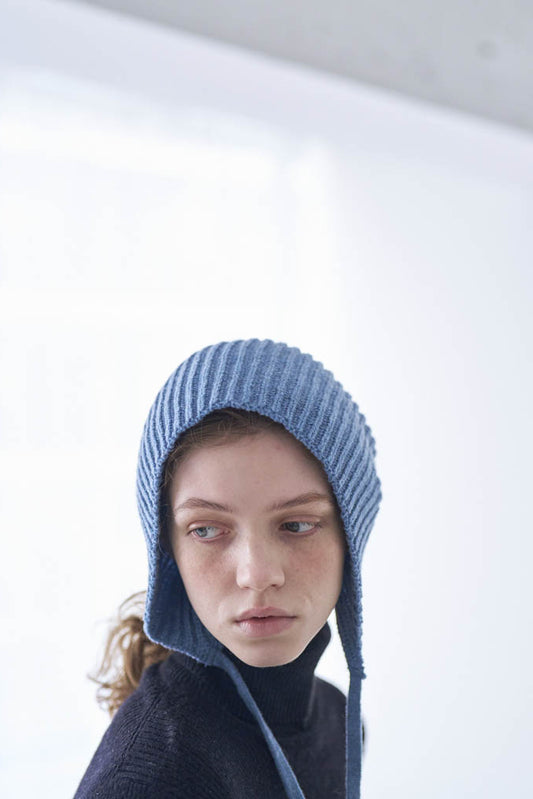 PCNQ pure wool blue beanie bonnet.