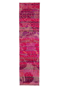 Letol organic cotton jacquard scarf in Ingrid pivoine pinks and reds.